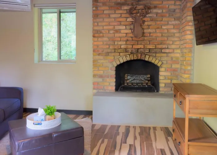 Unit 3 - Slide Rock Holiday home *