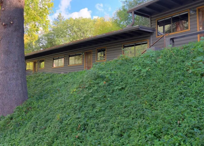 Unit 3 - Slide Rock Holiday home